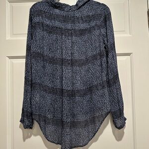 Cloth & Stone for Anthropologie 
Blue floral Long Sleeve Blouse